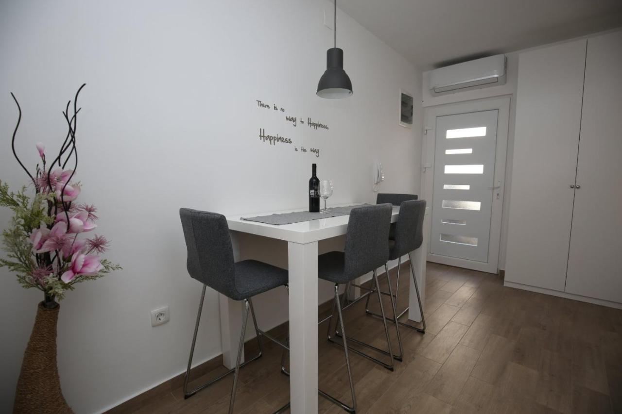 Studio Apartment Koko Rijeka Ngoại thất bức ảnh